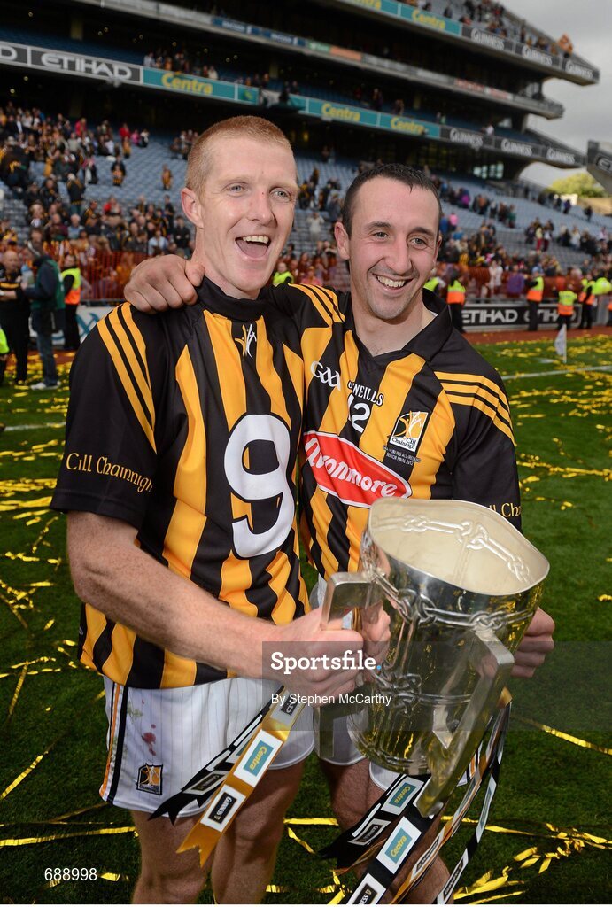 30 September 2012; Kilkenny's Henry Shefflin, left, and captain Eoin Larkin celebrate with the Liam MacCarthy Cup. GAA Hurling All-Ireland Senior Championship Final Replay, Kilkenny v Galway, Croke Park, Dublin. Picture credit: Stephen McCarthy / SPORTSFILE