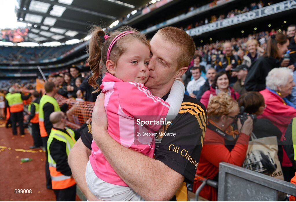 30 September 2012; Henry Shefflin, Kilkenny, celebrates with his daughter Sadhbh, age 4. GAA Hurling All-Ireland Senior Championship Final Replay, Kilkenny v Galway, Croke Park, Dublin. Picture credit: Stephen McCarthy / SPORTSFILE