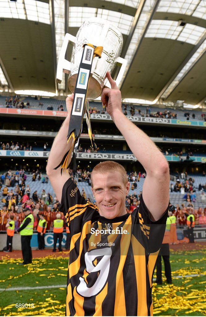 30 September 2012; Henry Shefflin celebrates with the Liam MacCarthy Cup after the game. GAA Hurling All-Ireland Senior Championship Final Replay, Kilkenny v Galway, Croke Park, Dublin. Photo by Sportsfile