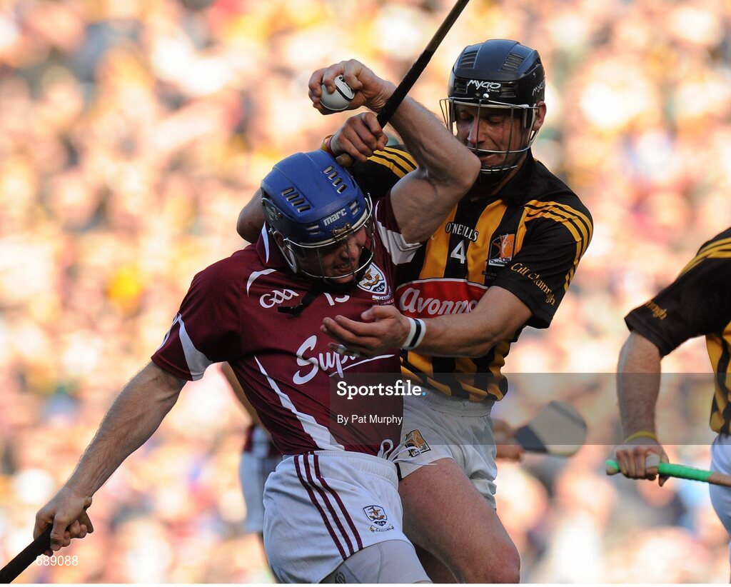 30 September 2012; Damien Hayes, Galway, in action against Jackie Tyrrell, Kilkenny. GAA Hurling All-Ireland Senior Championship Final Replay, Kilkenny v Galway, Croke Park, Dublin. Picture credit: Pat Murphy / SPORTSFILE