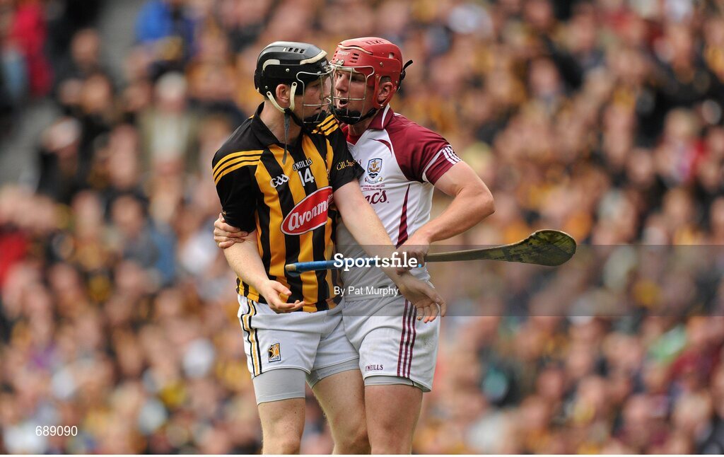 30 September 2012; Walter Walsh, Kilkenny, and James Skehill, Galway, during an altercation. GAA Hurling All-Ireland Senior Championship Final Replay, Kilkenny v Galway, Croke Park, Dublin. Picture credit: Pat Murphy / SPORTSFILE