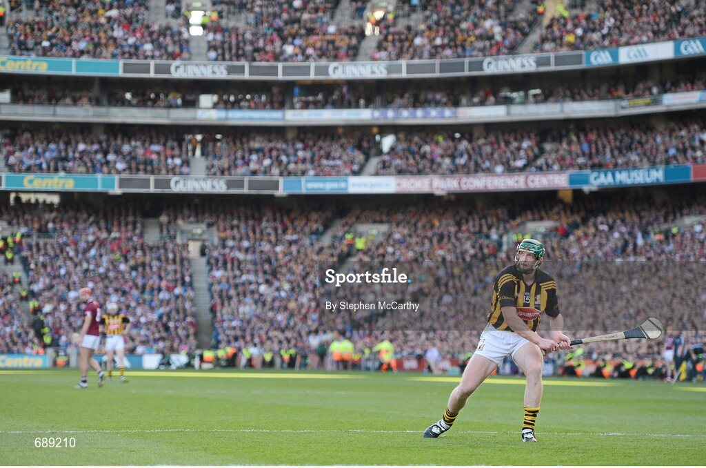 30 September 2012; Henry Shefflin, Kilkenny. GAA Hurling All-Ireland Senior Championship Final Replay, Kilkenny v Galway, Croke Park, Dublin. Picture credit: Stephen McCarthy / SPORTSFILE