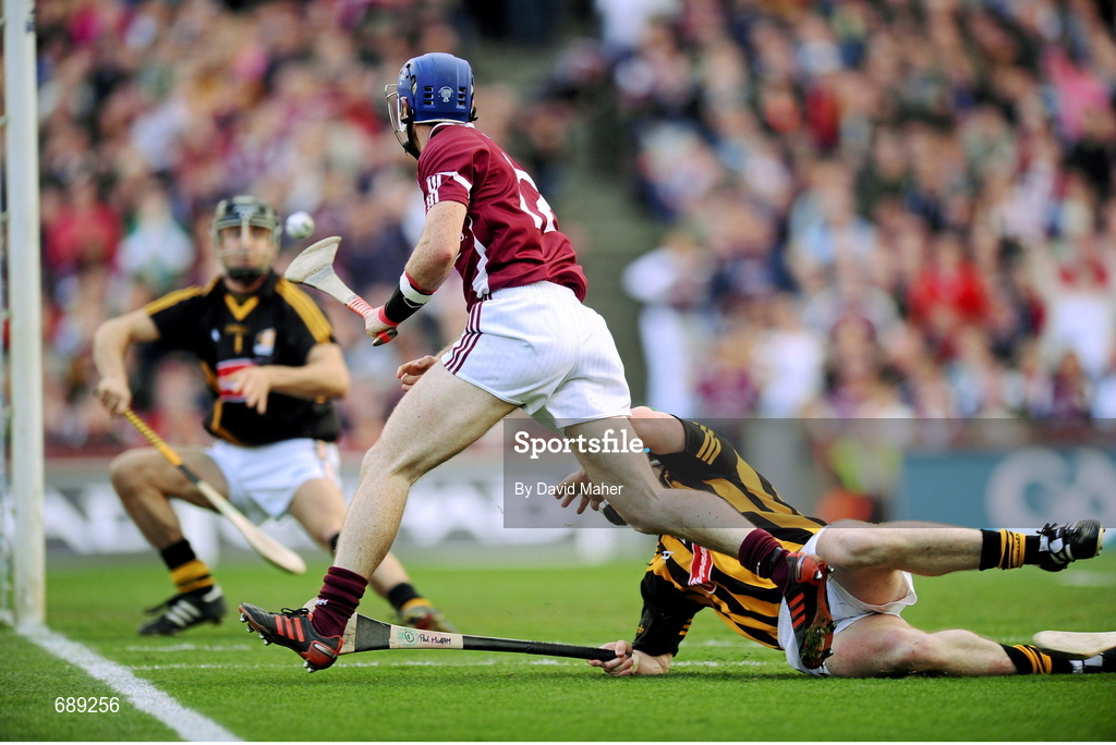 30 September 2012; Cyril Donnellan, Galway, has his shot saved by Kilkenny goalkeeper David Herity. GAA Hurling All-Ireland Senior Championship Final Replay, Kilkenny v Galway, Croke Park, Dublin. Picture credit: David Maher / SPORTSFILE
