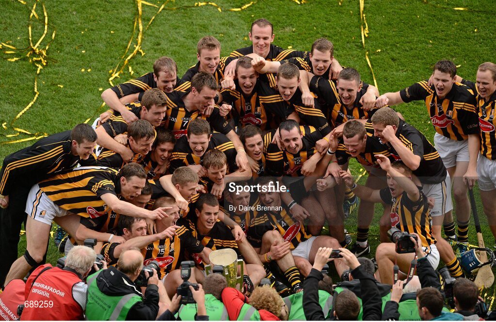 30 September 2012; Kilkenny players celebrate with the Liam MacCarthy cup. GAA Hurling All-Ireland Senior Championship Final Replay, Kilkenny v Galway, Croke Park, Dublin. Picture credit: Daire Brennan / SPORTSFILE