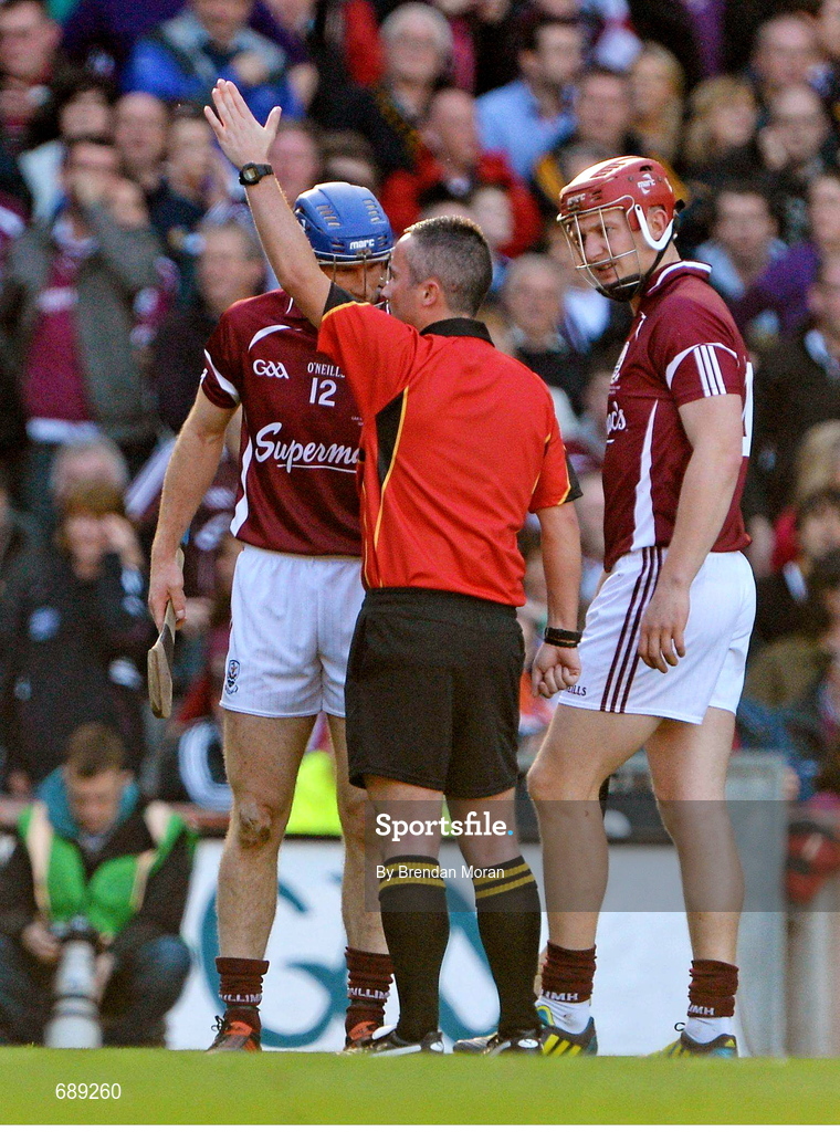 30 September 2012; Galway players Cyril Donnellan, left, and Joe Canning question the decision by referee James McGrath for now allowing advantage when Galway scored a goal. GAA Hurling All-Ireland Senior Championship Final Replay, Kilkenny v Galway, Croke Park, Dublin. Picture credit: Brendan Moran / SPORTSFILE