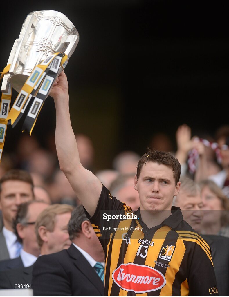 30 September 2012; Kilkenny's TJ Reid lifts the Liam MacCarthy Cup. GAA Hurling All-Ireland Senior Championship Final Replay, Kilkenny v Galway, Croke Park, Dublin. Picture credit: Stephen McCarthy / SPORTSFILE