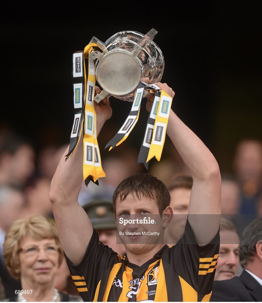 30 September 2012; Kilkenny's  John Tennyson lifts the Liam MacCarthy Cup. GAA Hurling All-Ireland Senior Championship Final Replay, Kilkenny v Galway, Croke Park, Dublin. Picture credit: Stephen McCarthy / SPORTSFILE