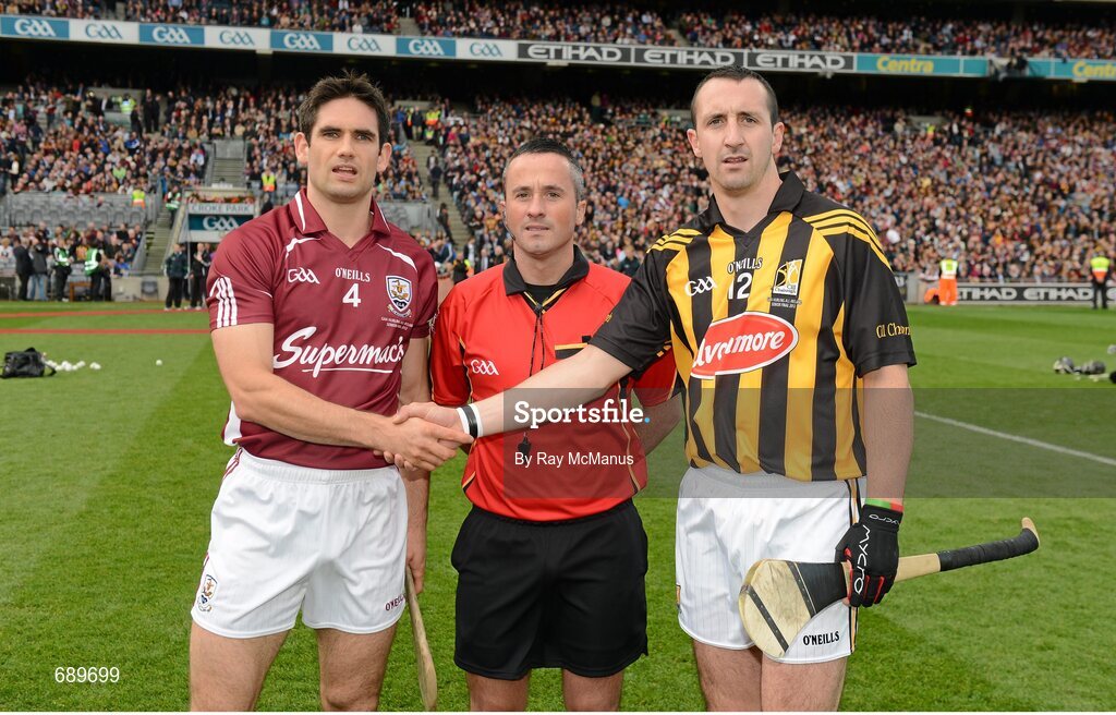 30 September 2012; Referee James McGrath with Galway captain Fergal Moore and Kilkenny captain Eoin Larkin ahead of the game. GAA Hurling All-Ireland Senior Championship Final Replay, Kilkenny v Galway, Croke Park, Dublin. Picture credit: Ray McManus / SPORTSFILE