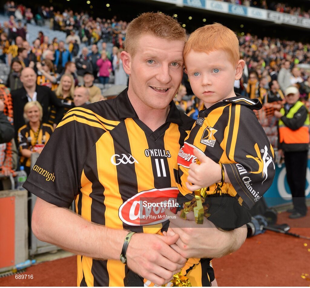 30 September 2012; Kilkenny's Richie Power with his son Rory, age 3, following his side's victory. GAA Hurling All-Ireland Senior Championship Final Replay, Kilkenny v Galway, Croke Park, Dublin. Picture credit: Ray McManus / SPORTSFILE
