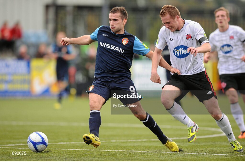 7 October 2012; Christy Fagan, St.Patrick's Athletic, in action against Paul Walsh, Dundalk. FAI Ford Cup semi-final, Dundalk v St Patrick’s Athletic, Oriel Park, Dundalk, Co. Louth.Picture credit: David Maher / SPORTSFILE