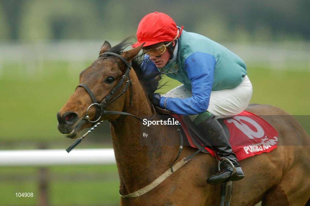 31 December 2002; Mr. Murchan with Paul Carberry up. Horse Racing. Picture credit; Damien Eagers / SPORTSFILE *EDI*
