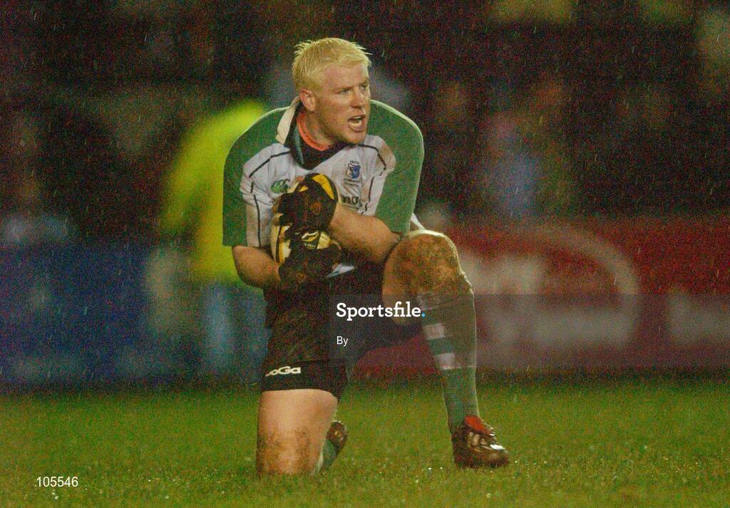 18 January 2002; Mark McHugh, Connacht. Rugby. Picture credit; Damien Eagers / SPORTSFILE *EDI*