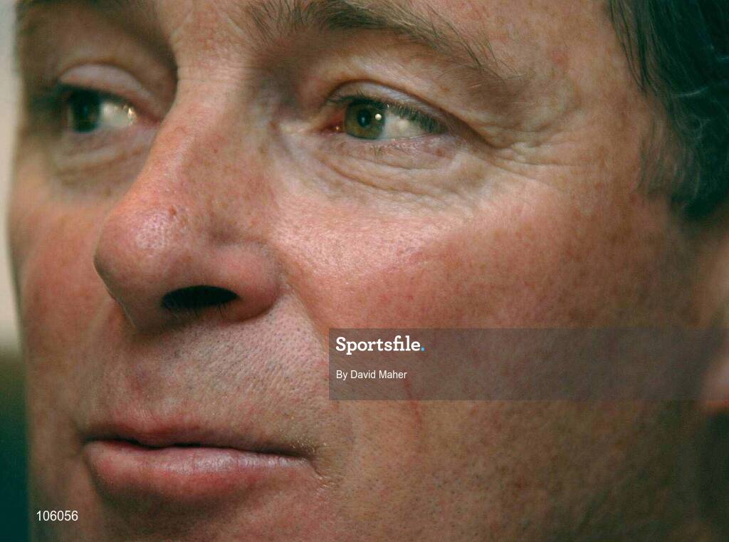 31 January 2003; Republic of Ireland manager Brian Kerr at a press conference where he announced his squad for the forthcoming friendly against Scotland. Jury's Hotel, Ballbridge, Dublin. Soccer. Picture credit; David Maher / SPORTSFILE *EDI*