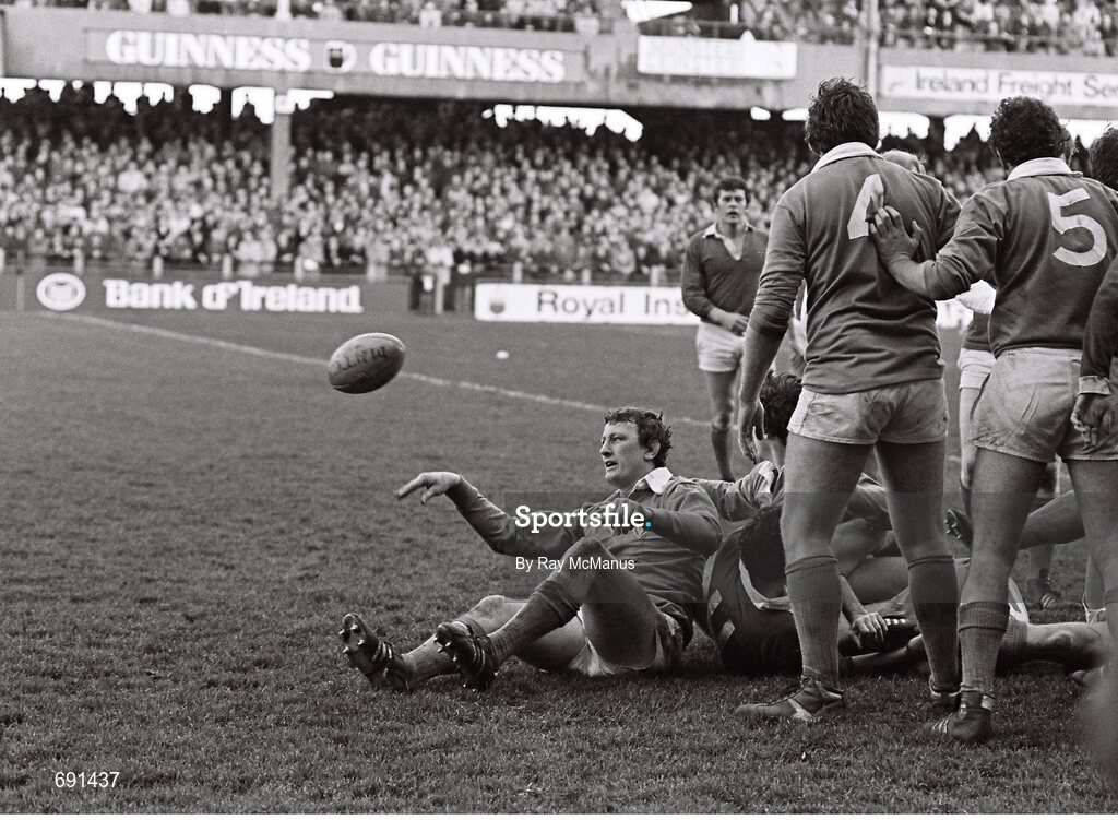 22 November 1980; Willie Duggan, Leinster. Northern Bank Inter-Provincial Championship, Leinster v Munster, Lansdowne Road, Dublin. Picture credit: Ray McManus / SPORTSFILE