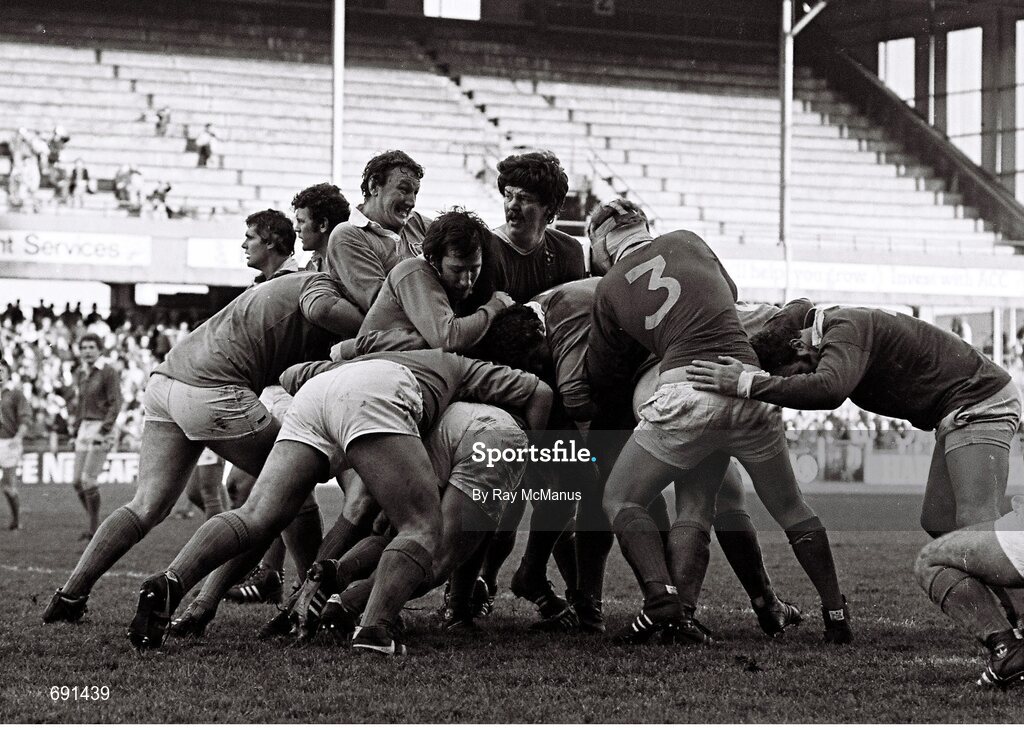 22 November 1980; Leinster's Willie Duggan, left, and Ronan Kearney, centre, with Donal Spring, Munster, in a maul. Northern Bank Inter-Provincial Championship, Leinster v Munster, Lansdowne Road, Dublin. Picture credit: Ray McManus / SPORTSFILE