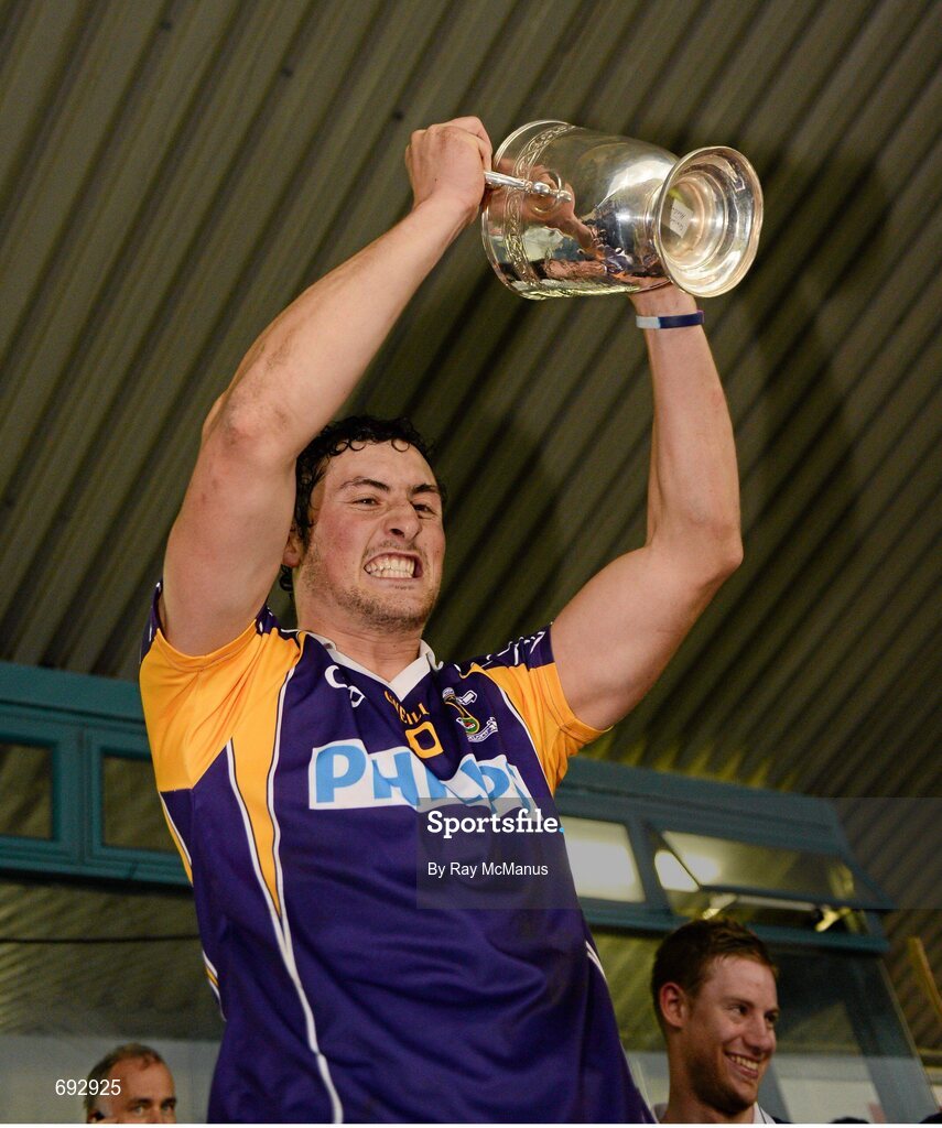 14 October 2012; The Kilmacud Crokes captain Ross O'Carroll lifts the cup. Dublin County Senior Hurling Championship Final, Cuala v Kilmacud Crokes, Parnell Park, Dublin. Picture credit: Ray McManus / SPORTSFILE