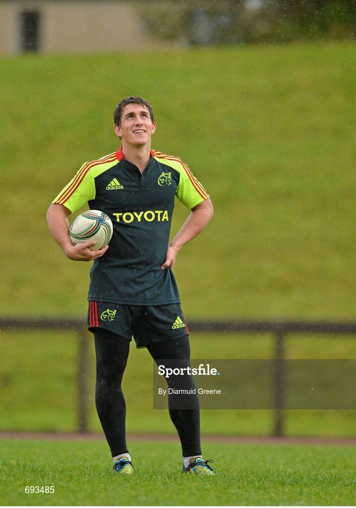 17 October 2012; Munster's Ian Keatley during squad training ahead of their side's Heineken Cup, Pool 1, Round 2, game against Edinburgh on Sunday. Munster Rugby Squad Training, University of Limerick, Limerick. Picture credit: Diarmuid Greene / SPORTSFILE