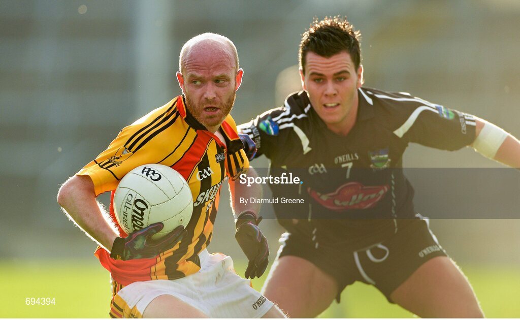 21 October 2012; Ray Lynch, Dromcollogher Broadford, in action against Brian O'Doherty, Newcastlewest. Limerick County Senior Football Championship Final, Dromcollogher Broadford v Newcastlewest, Gaelic Grounds, Limerick. Picture credit: Diarmuid Greene / SPORTSFILE