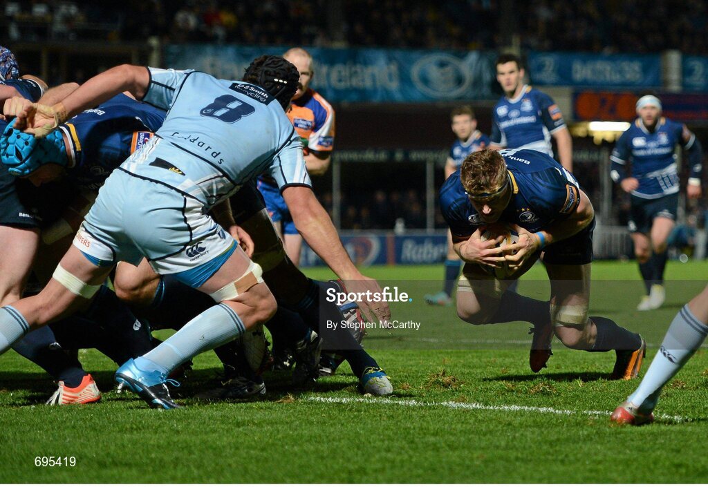 27 October 2012; Jamie Heaslip, Leinster, goes over for his side's fifth try. Celtic League 2012/13, Round 7, Leinster v Cardiff Blues, RDS, Ballsbridge, Dublin. Picture credit: Stephen McCarthy / SPORTSFILE