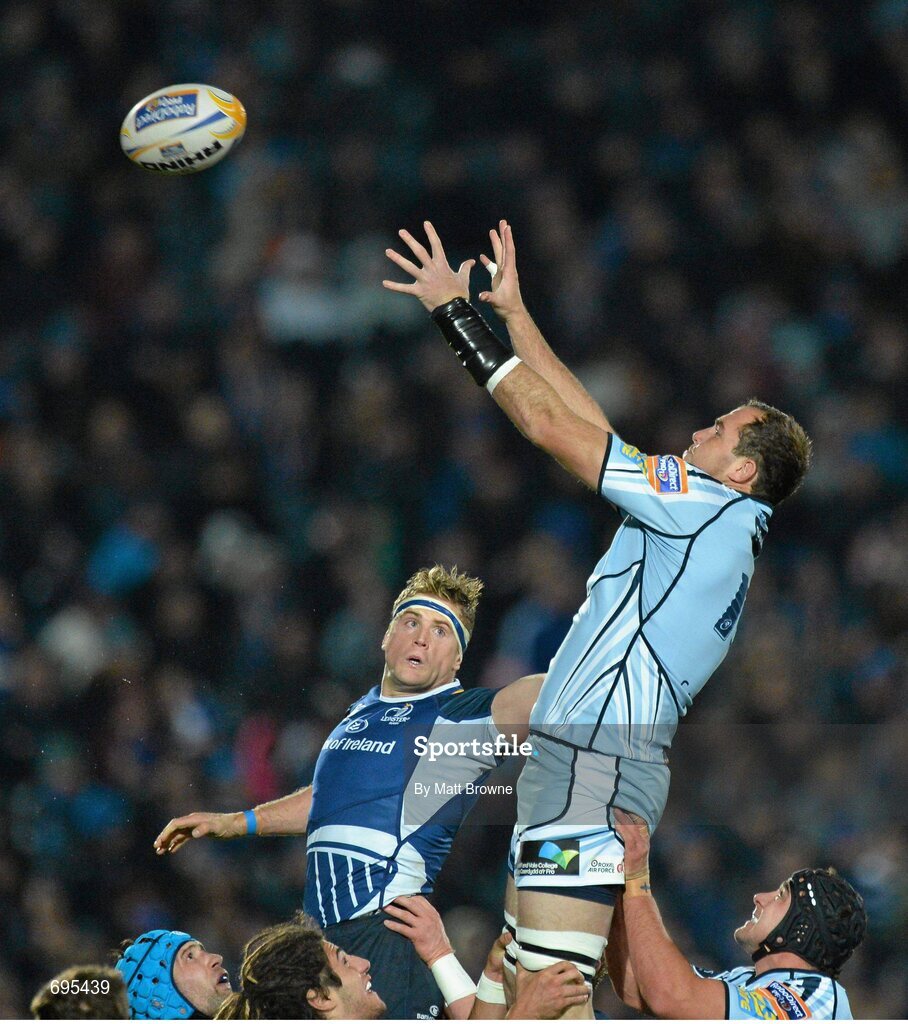 27 October 2012; Lou Reed, Cardiff Blues, takes the ball in the lineout against Jamie Heaslip, Leinster. Celtic League 2012/13, Round 7, Leinster v Cardiff Blues, RDS, Ballsbridge, Dublin. Picture credit: Matt Browne / SPORTSFILE