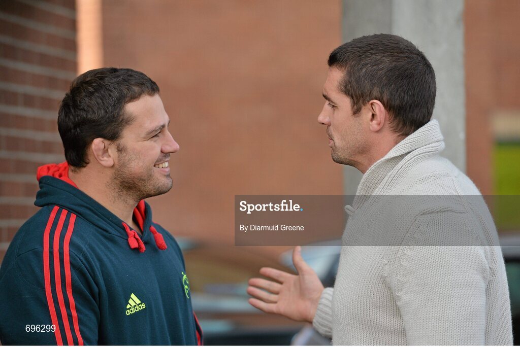 31 October 2012; Munster's Wian du Preez in conversation with former Munster player Alan Quinlan after squad training ahead of their side's Celtic League 2012/13, Round 8, match against Cardiff Blues on Friday. Munster Rugby Squad Training, University of Limerick, Limerick. Picture credit: Diarmuid Greene / SPORTSFILE