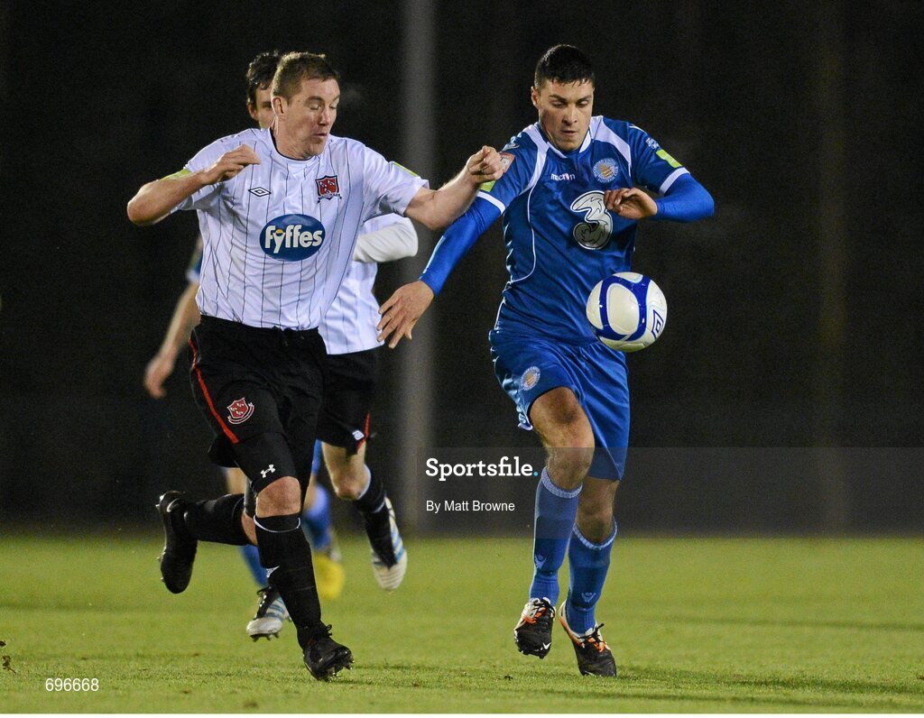 2 November 2012; Daragh Walshe, Waterford United, in action against Liam Burns, Dundalk. Airtricity League Promotion / Relegation Play-Off Final, 2nd Leg, Waterford United v Dundalk, RSC, Waterford. Picture credit: Matt Browne / SPORTSFILE