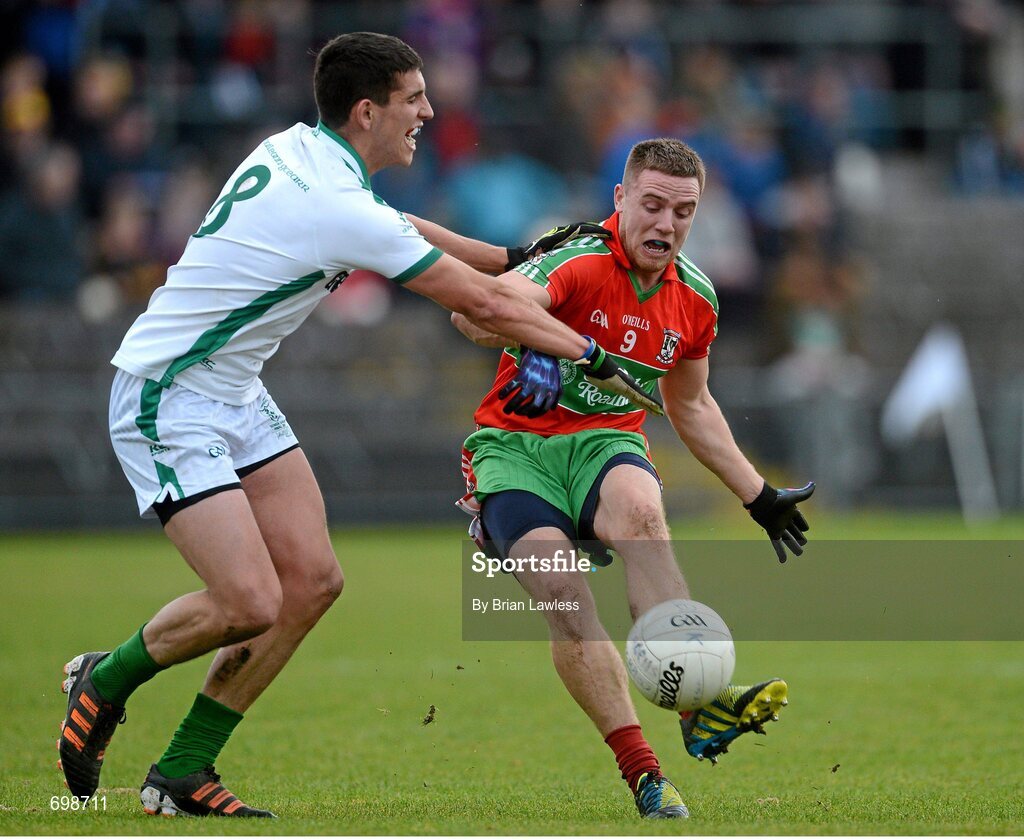 11 November 2012; Davy Byrne, Ballymun Kickhams, in action against Denis Corroon, Mullingar Shamrocks. AIB Leinster GAA Football Senior Championship Quarter-Final, Mullingar Shamrocks, Westmeath v Ballymun Kickhams, Dublin, Cusack Park, Mullingar, Co. Westmeath. Picture credit: Brian Lawless / SPORTSFILE