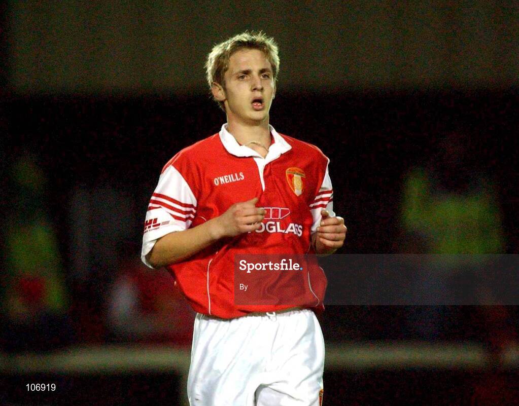 22 November 2002; Kevin Doyle, St. Patrick's Athletic. Soccer. Picture credit; David Maher / SPORTSFILE *EDI*
