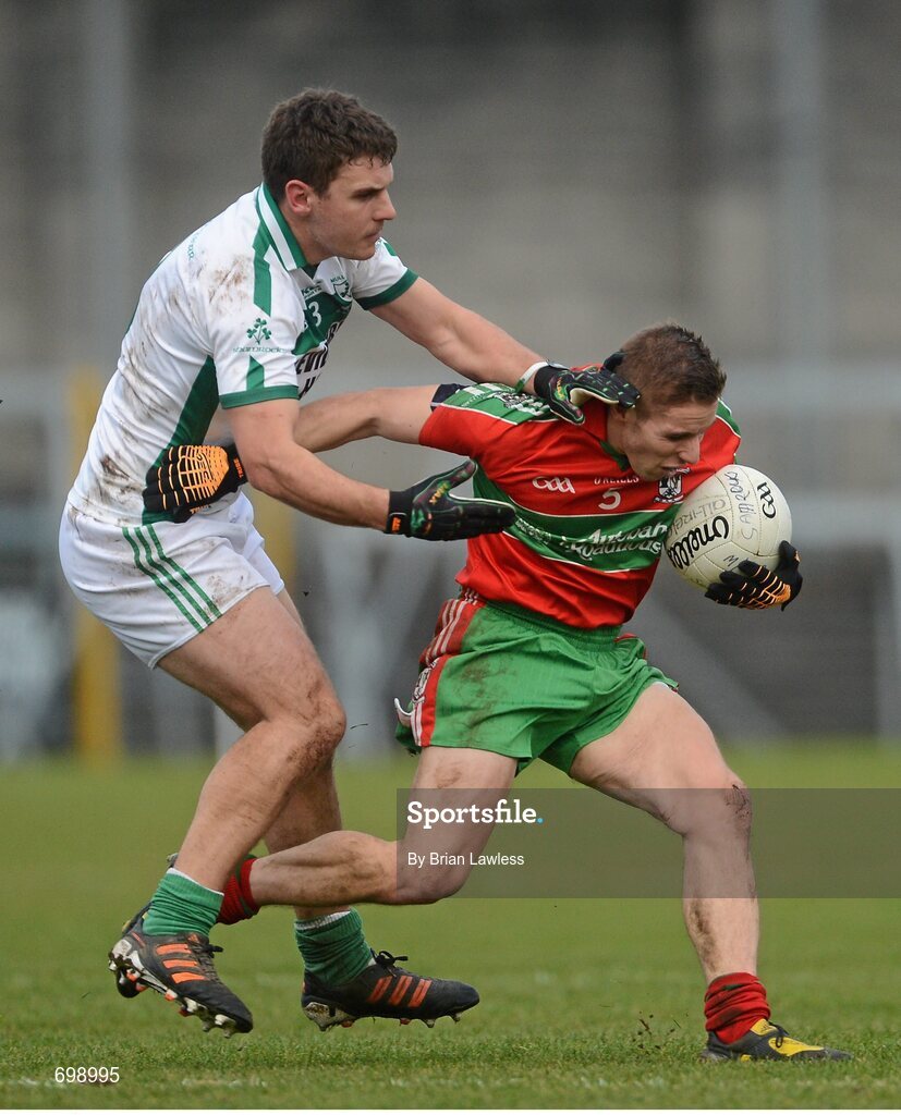 11 November 2012; Alan Hubbard, Ballymun Kickhams, in action against Kieran Gavin, Mullingar Shamrocks. AIB Leinster GAA Football Senior Championship Quarter-Final, Mullingar Shamrocks, Westmeath v Ballymun Kickhams, Dublin, Cusack Park, Mullingar, Co. Westmeath. Picture credit: Brian Lawless / SPORTSFILE