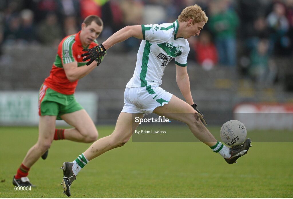 11 November 2012; Simon Quinn, Mullingar Shamrocks. AIB Leinster GAA Football Senior Championship Quarter-Final, Mullingar Shamrocks, Westmeath v Ballymun Kickhams, Dublin, Cusack Park, Mullingar, Co. Westmeath. Picture credit: Brian Lawless / SPORTSFILE