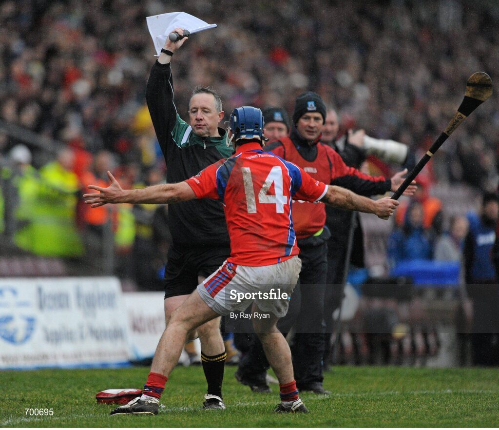 18 November 2012; Richard Murray, St. Thomas, contests with the linesman over a line ball. Galway County Senior Hurling Championship Final, Loughrea v St. Thomas, Pearse Stadium, Galway. Picture credit: Ray Ryan / SPORTSFILE
