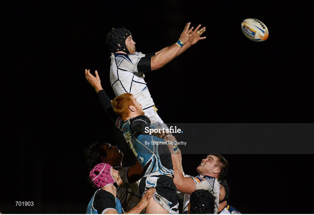 23 November 2012; Sean O'Brien, Leinster, in action against Rob Harley, Glasgow Warriors, during a lineout. Celtic League 2012/13, Round 9, Glasgow Warriors v Leinster, Scotstoun Stadium, Glasgow, Scotland. Picture credit: Stephen McCarthy / SPORTSFILE