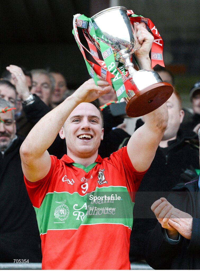 9 December 2012; Ballymun Kickhams captain Davy Byrne lifts the McCabe Cup. AIB Leinster GAA Football Senior Club Championship Final, Portlaoise, Laois v Ballymun Kickhams, Dublin, Cusack Park, Mullingar, Co. Westmeath. Picture credit: David Maher / SPORTSFILE