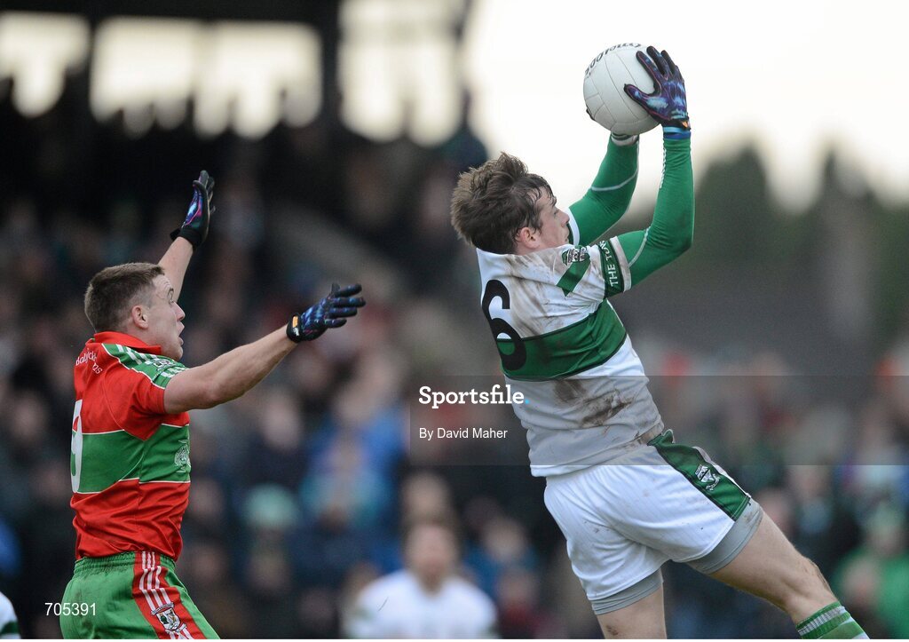 9 December 2012; Kieran Lillis, Portlaoise, in action against Davy Byrne, Ballymun Kickhams. AIB Leinster GAA Football Senior Club Championship Final, Portlaoise, Laois v Ballymun Kickhams, Dublin, Cusack Park, Mullingar, Co. Westmeath. Picture credit: David Maher / SPORTSFILE