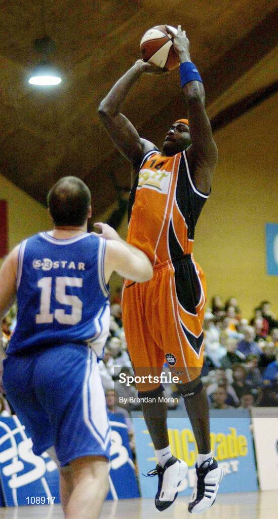 1 February 2003; Clyde Ellis, Dart Killester. Basketball. Picture credit; Brendan Moran / SPORTSFILE *EDI*