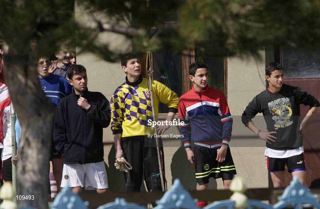 31 March 2003; Local children watch the Republic of Ireland training. Tbilisi, Georgia. Picture credit; Damien Eagers / SPORTSFILE *EDI*
