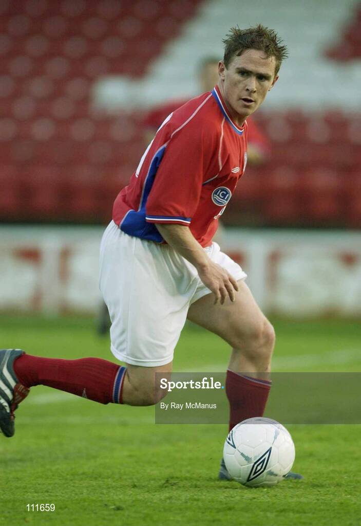 22 April 2003; Richie Baker, Shelbourne. eircom League, Premier Division, Shelbourne v Longford Town, Tolka Park, Dublin. Soccer. Picture credit; Ray McManus / SPORTSFILE *EDI*