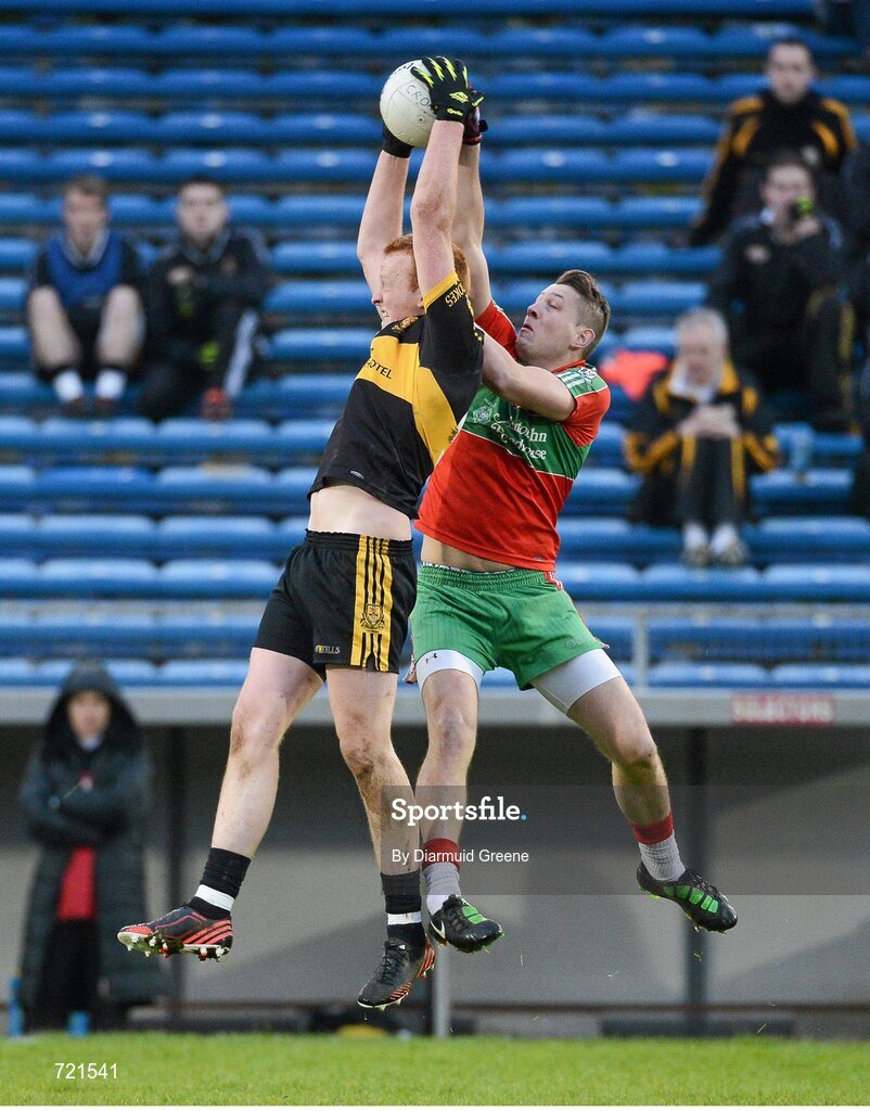 16 February 2013; Johnny Buckley, Dr. Crokes, in action against Elliot Reilly, Ballymun Kickhams. AIB GAA Football All-Ireland Senior Club Championship, Semi-Final, St Brigid’s, Dr. Crokes, Kerry v Ballymun Kickhams, Dublin, Semple Stadium, Thurles, Co. Tipperary. Picture credit: Diarmuid Greene / SPORTSFILE