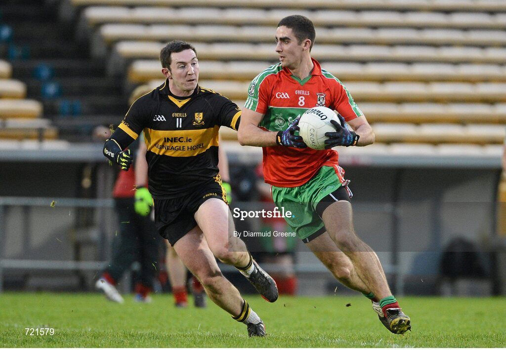 16 February 2013; James McCarthy, Ballymun Kickhams, in action against Daithi Casey, Dr. Crokes. AIB GAA Football All-Ireland Senior Club Championship, Semi-Final, St Brigid’s, Dr. Crokes, Kerry v Ballymun Kickhams, Dublin, Semple Stadium, Thurles, Co. Tipperary. Picture credit: Diarmuid Greene / SPORTSFILE