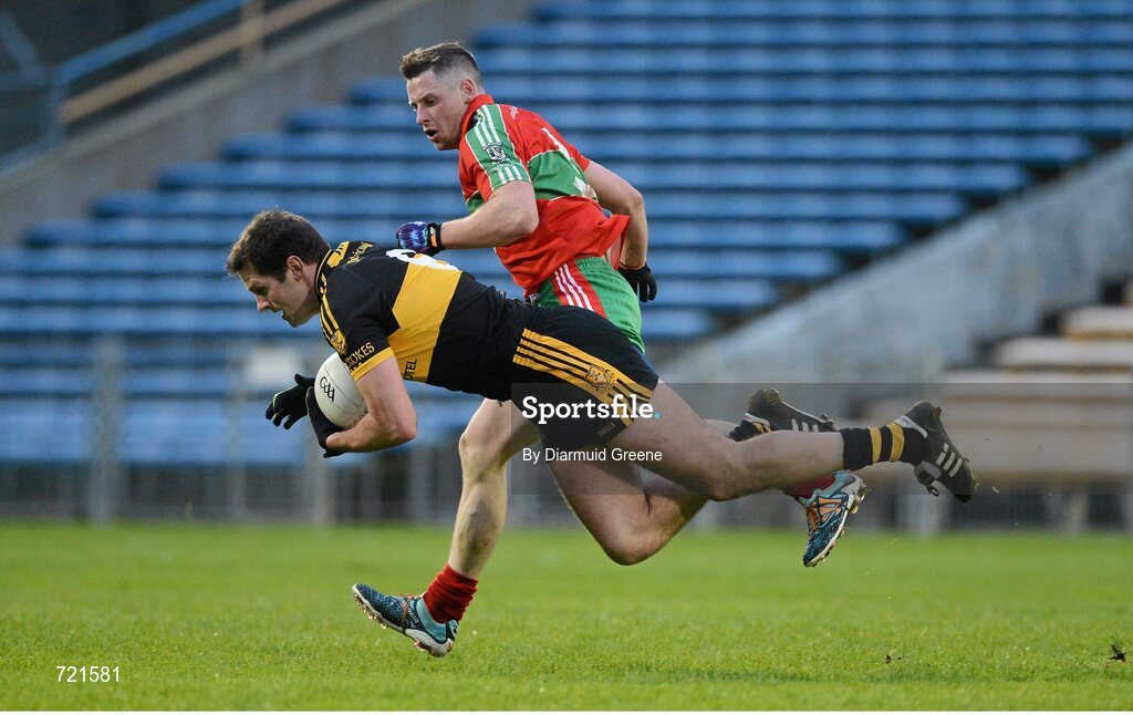 16 February 2013; Eoin Brosnan, Dr. Crokes, in action against Philip McMahon, Ballymun Kickhams. AIB GAA Football All-Ireland Senior Club Championship, Semi-Final, St Brigid’s, Dr. Crokes, Kerry v Ballymun Kickhams, Dublin, Semple Stadium, Thurles, Co. Tipperary. Picture credit: Diarmuid Greene / SPORTSFILE