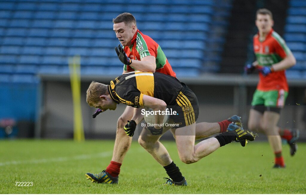 16 February 2013; Colm Cooper, Dr. Crokes, in action against Davey Byrne, Ballymun Kickhams. AIB GAA Football All-Ireland Senior Club Championship, Semi-Final, St Brigid’s, Dr. Crokes, Kerry v Ballymun Kickhams, Dublin, Semple Stadium, Thurles, Co. Tipperary. Picture credit: Diarmuid Greene / SPORTSFILE