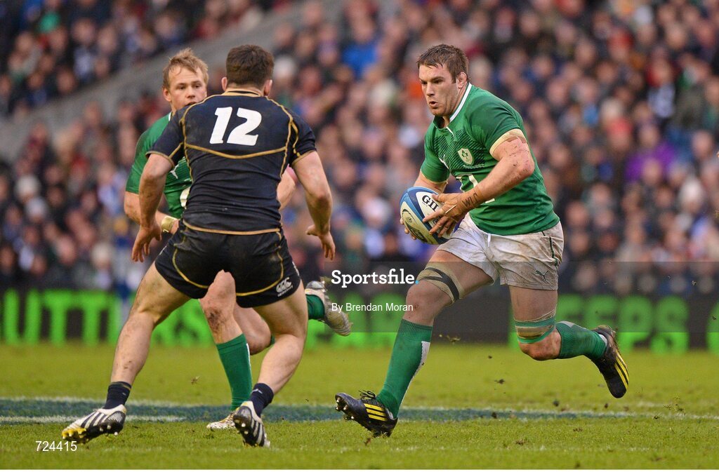 24 February 2013; Sean O'Brien, Ireland, in action against Matt Scott, Scotland. RBS Six Nations Rugby Championship, Scotland v Ireland, Murrayfield Stadium, Edinburgh, Scotland. Picture credit: Brendan Moran / SPORTSFILE