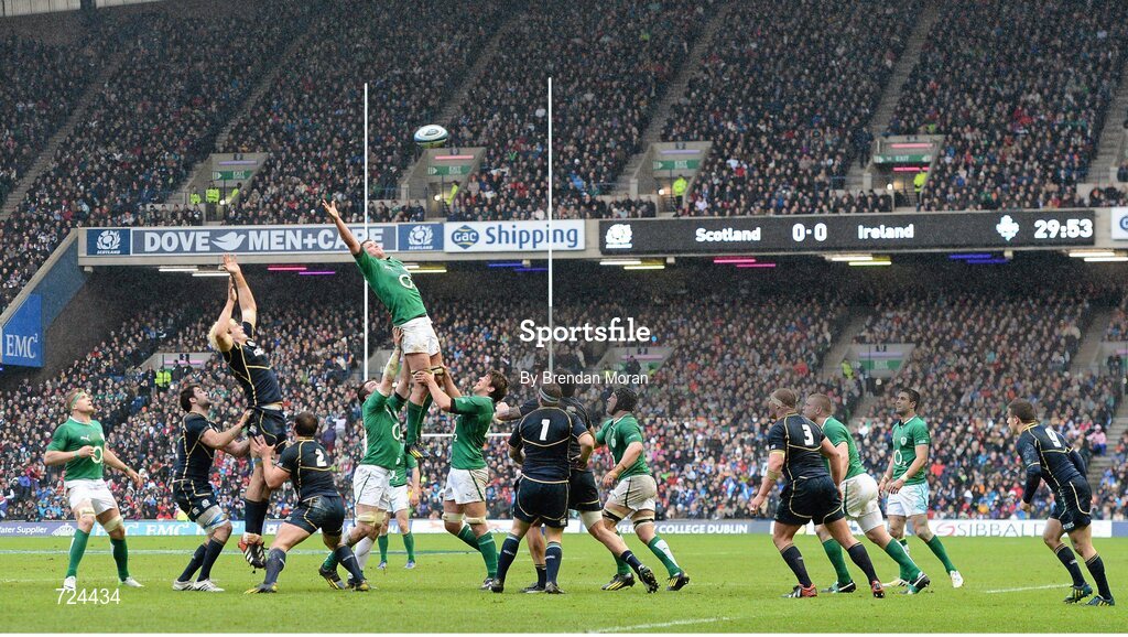24 February 2013; Donnacha Ryan, Ireland, attempts to win a lineout against Scotland as the score reads 0-0 after 29 minutes. RBS Six Nations Rugby Championship, Scotland v Ireland, Murrayfield Stadium, Edinburgh, Scotland. Picture credit: Brendan Moran / SPORTSFILE