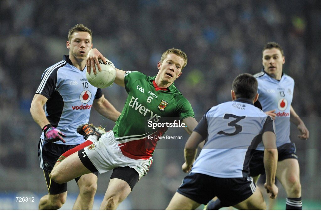 2 March 2013; Donal Vaughan, Mayo, in action against Paul Flynn, left, Kevin O'Brien, and Paddy Andrews, right, Dublin. Allianz Football League, Division 1, Dublin v Mayo, Croke Park, Dublin. Picture credit: Dáire Brennan / SPORTSFILE