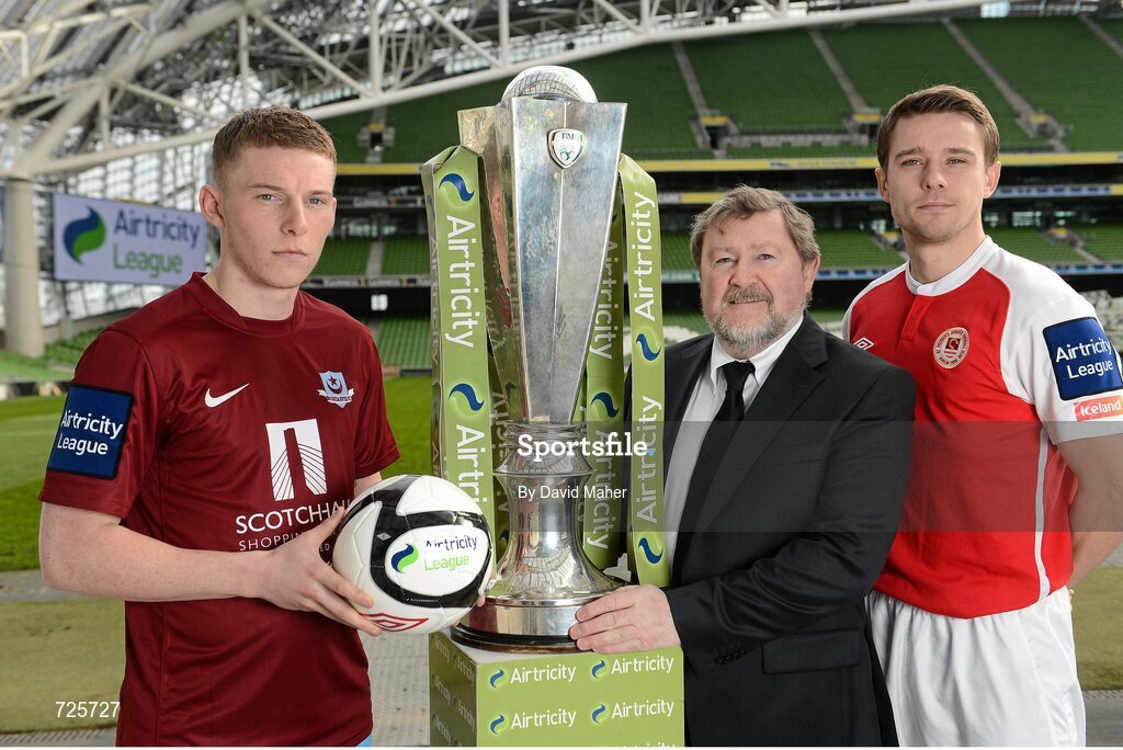 4 March 2013; Eric Foley, left, Drogheda United, and Ger O'Brien, St. Patrick's Athletic, with Ken Barry, Sponsorship Manager Airtricity, in attendance at the Airtricity League launch 2013 both teams will face each other during the opening weekend of the Airtricity League Premier Division. Aviva Stadium, Lansdowne Road, Dublin. Picture credit: David Maher / SPORTSFILE
