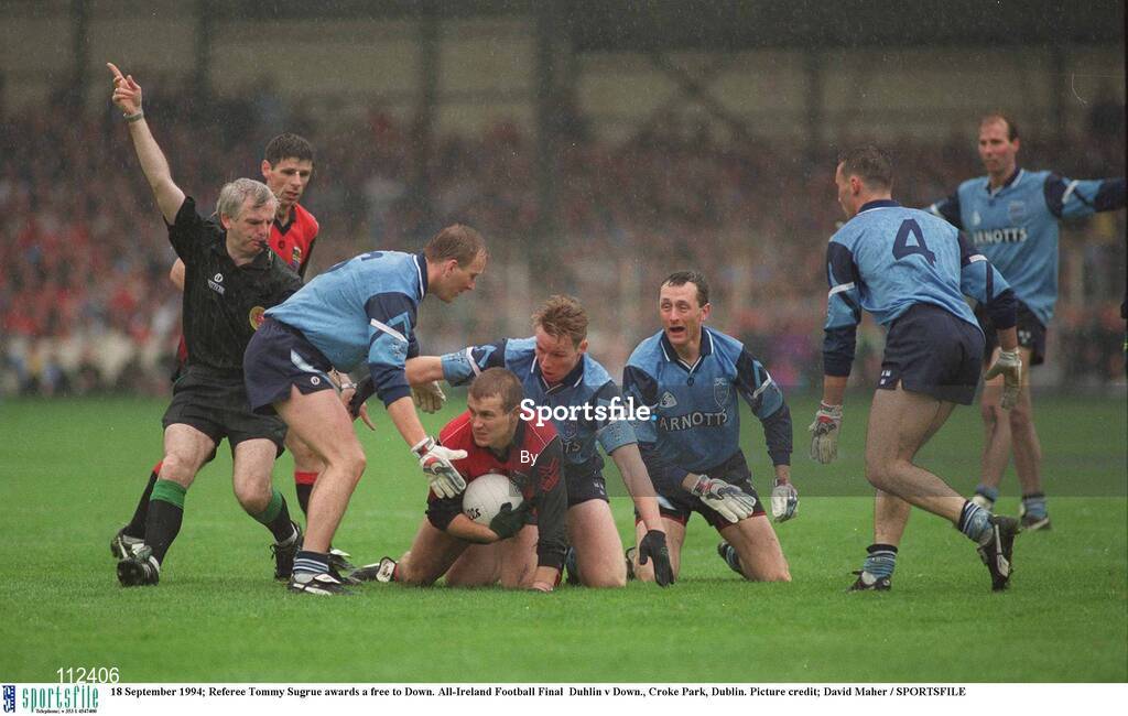 18 September 1994; Referee Tommy Sugrue awards a free to Down. All-Ireland Football Final  Duhlin v Down., Croke Park, Dublin. Picture credit; David Maher / SPORTSFILE
