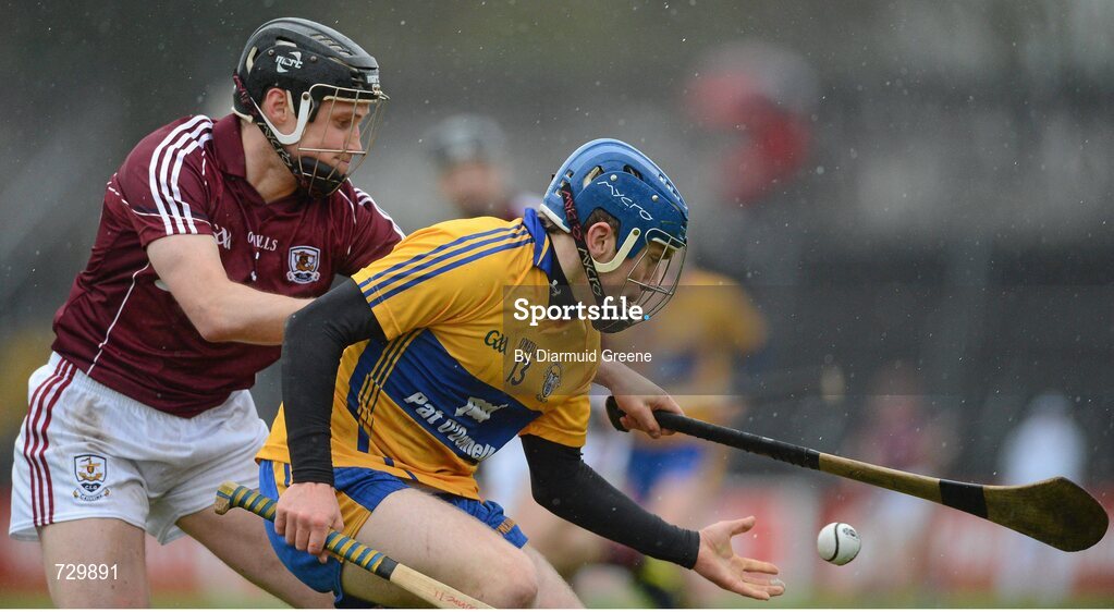 10 March 2013; Shane O'Donnell, Clare, in action against Kevin Hynes, Galway. Allianz Hurling League, Division 1A, Clare v Galway, Cusack Park, Ennis, Co. Clare. Picture credit: Diarmuid Greene / SPORTSFILE