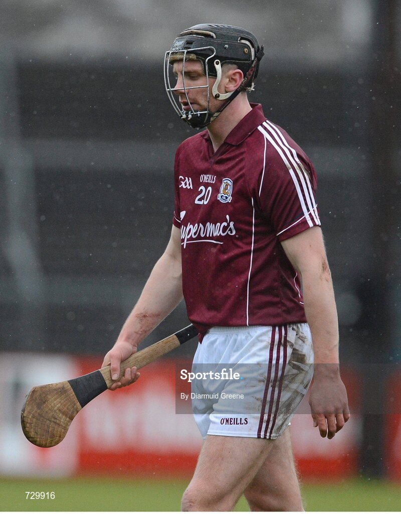 10 March 2013; Aidan Harte, Galway, leaves the pitch after defeat to Clare. Allianz Hurling League, Division 1A, Clare v Galway, Cusack Park, Ennis, Co. Clare. Picture credit: Diarmuid Greene / SPORTSFILE