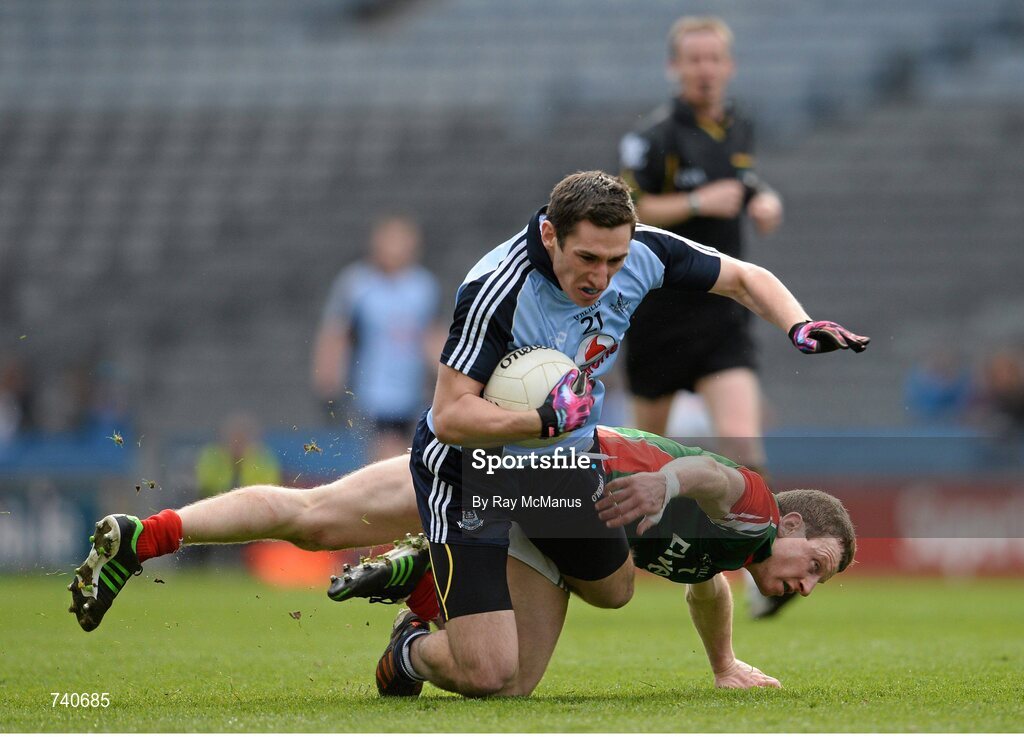 14 April 2013; Nicky Devereux, Dublin, in action against Colm Boyle, Mayo. Allianz Football League, Division 1, Semi-Final, Dublin v Mayo, Croke Park, Dublin. Picture credit: Ray McManus / SPORTSFILE