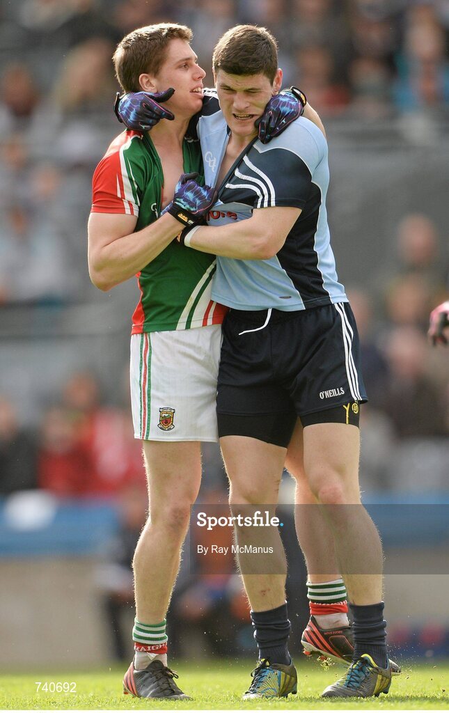 14 April 2013; Diarmuid Connolly, Dublin, and Lee Keegan, Mayo, tussle off the ball. Allianz Football League, Division 1, Semi-Final, Dublin v Mayo, Croke Park, Dublin. Picture credit: Ray McManus / SPORTSFILE